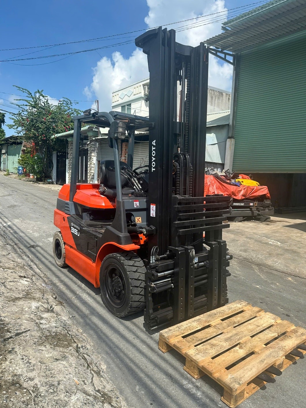8FBJ35-mattruoc